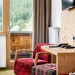 Garni Ernst Falch Bed & Breakfast 3*