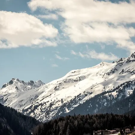 Panzió Garni Ernst Falch Sankt Anton am Arlberg