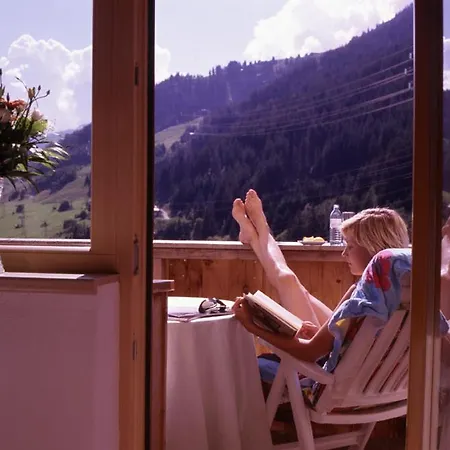 Couette-café Garni Ernst Falch 3*