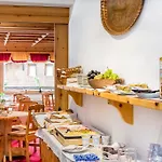 Garni Ernst Falch Couette-café 3*
